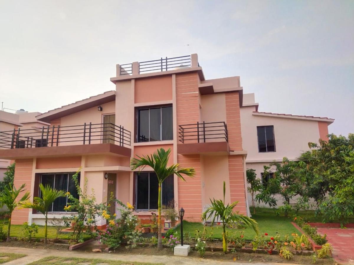 מלון בולפור Charulata Residency מראה חיצוני תמונה