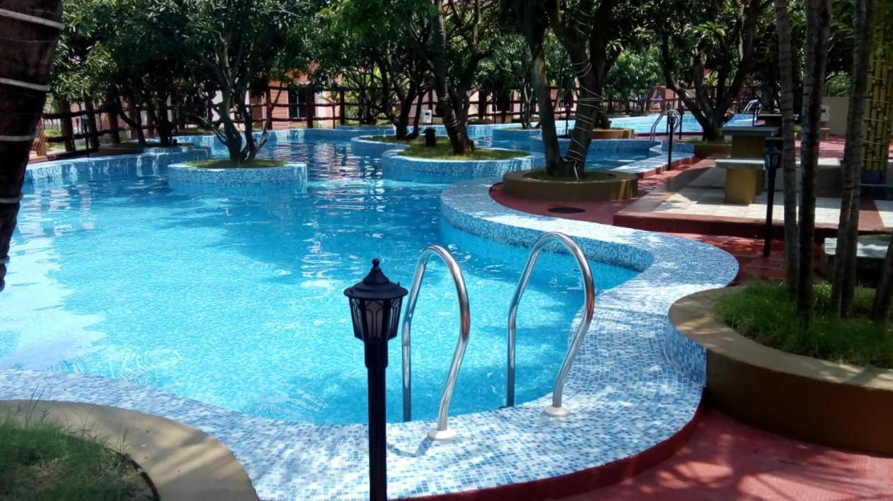 מלון בולפור Charulata Residency מראה חיצוני תמונה